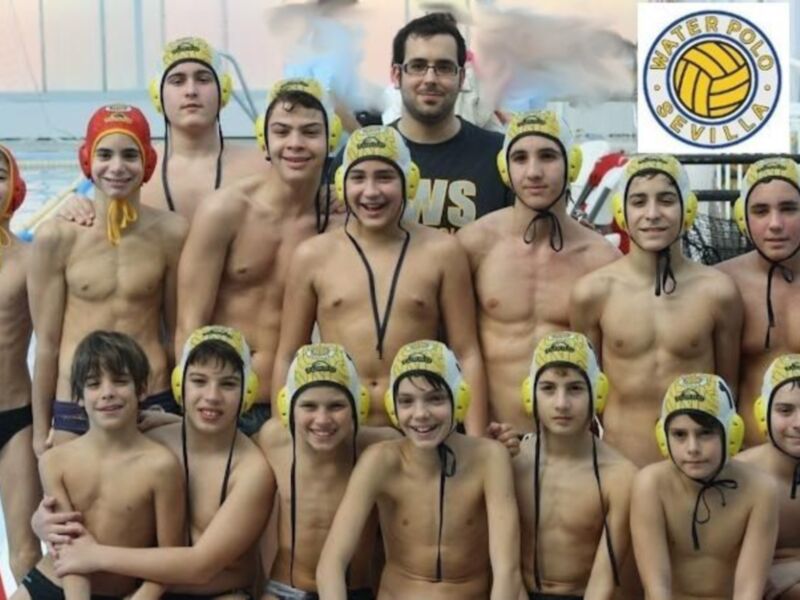 El Club Waterpolo Sevilla culmina una temporada para enmarcar