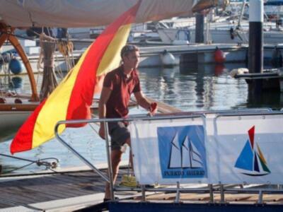 Piere Casiragui, tercer hijo de la Princesa Carolina de Mónaco y miembro de la Tripulación del Tuiga, en "la Semana Clásica de Puerto Sherry"
