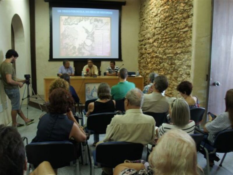 La conferencia Un paseo por Regla (Cuba),325 años de historia, toda una lección de hermanamiento.-(Chipiona)