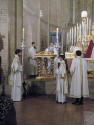 Sevilla. Antonio Melado Prado Pregono el XXVII Canto Poético a la Stma. Virgen de la Aurora. 