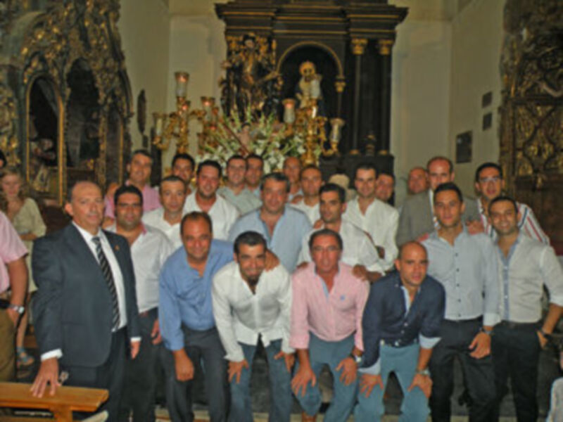 Sevilla.En la villa de Alcalá del Río (Sevilla), se celebró la procesión de subida del Santo Patrón San Gregorio de Osset