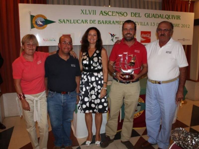 El 'Idefix' se proclama vencedor del 47º Ascenso a vela del río Guadalquivir