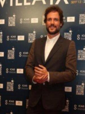 Debut del modelo Andrés Velencoso en la gran pantalla  junto a Clara Lago