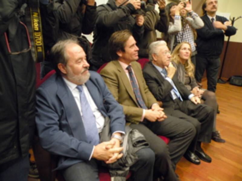 Sevilla.Presentado el cartel anunciador de la cabalgata de Reyes Magos del 2013, obra del pintor José Alberto Bedoya.