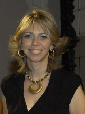 Marina Bernal presento El Ingles de Seron, segunda novela de Carmen de la Rosa VIDEO