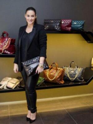 Vicky Berrocal  abre tienda en Sevilla, aunque se ha ido a vivir a Madrid