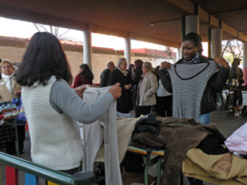 Sevilla. El colegio de Adulto (Ceper del polígono norte) celebro el día de la Paz.