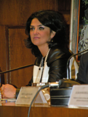 El cartel de la Semana Santa sevillana 2013 atrapado en una pintura