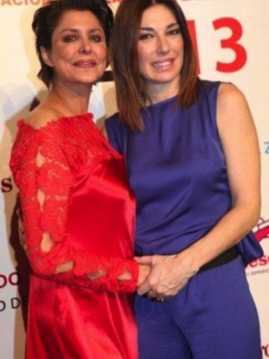 Claudia Revuelta debuta sobre la pasarela 