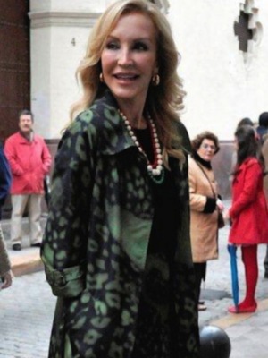 Carmen Lomana en la Semana Santa sevillana