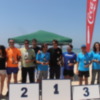 El buen tiempo contribuye al espectáculo del triatlón en las playas de Chipiona 