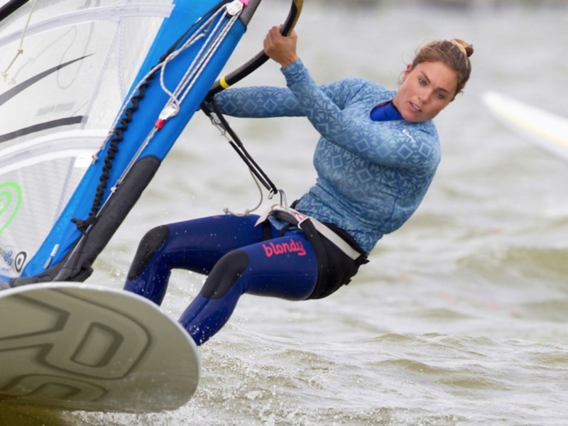 Blanca Manchón se mantiene en el top internacional de la clase RS:X