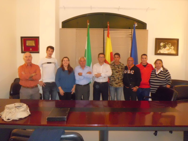 El Gobierno Municipal apoya a la Asociación La Borriquita en su lucha por convertirse en Hermandad.(Chipiona) 