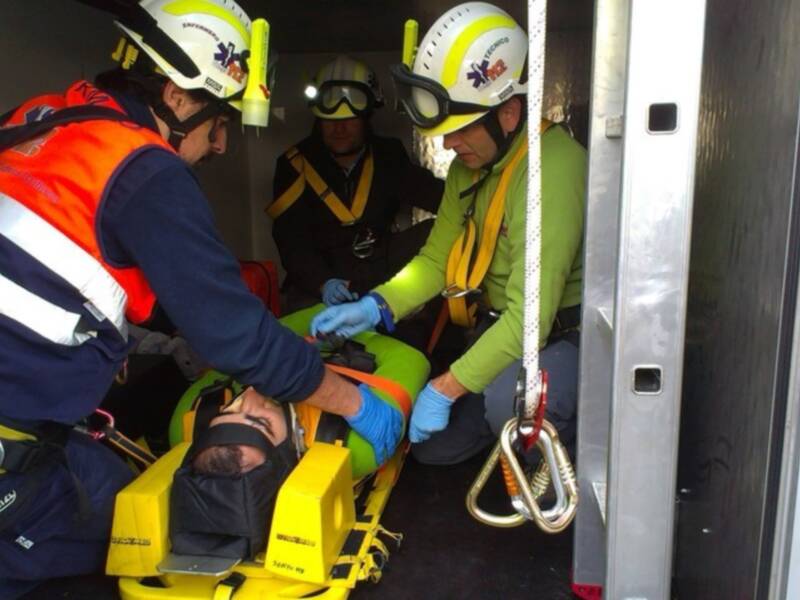 Protección Civil de Chipiona asiste al Congreso Regional de la Sociedad Española de Medicina de Urgencias y Emergencias