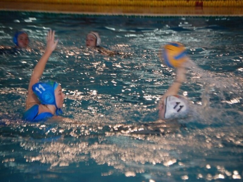 Remontada y paso al frente del Club Waterpolo Dos Hermanas
