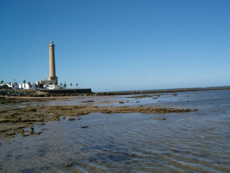 Ayuntamiento de Chipiona y la empresa Schréder Socelec harán posible la iluminación artística del Faro 