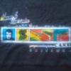 CANS lanza dos modelos de camisetas con el antiguo logo de Juan Ignacio Sardi y el diseño cedido por el cantante Manolo García  