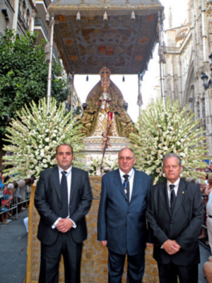 Sevilla. Los Bejaranos cumplieron 100 años en el martillo de la Patrona Hispalense