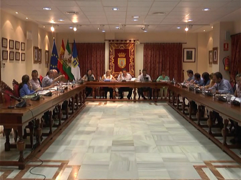El Pleno Ordinario de Octubre aprueba la cuenta general del ejercicio 2013.(Chipiona)