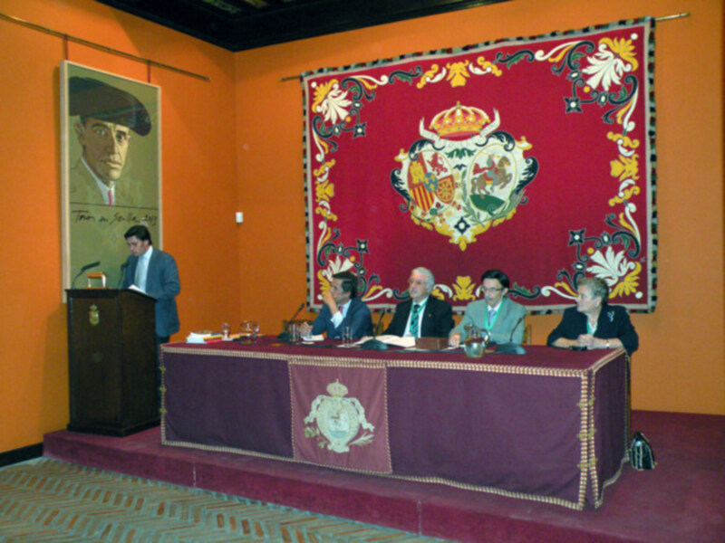 Sevilla.  Conferencia de Rafael Peralta Revuelta en los cursos de Temas Sevillanos.