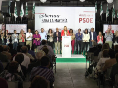 María Naval hace bandera de su compromiso con Chipiona en la presentación de la candidatura socialista a las municipales