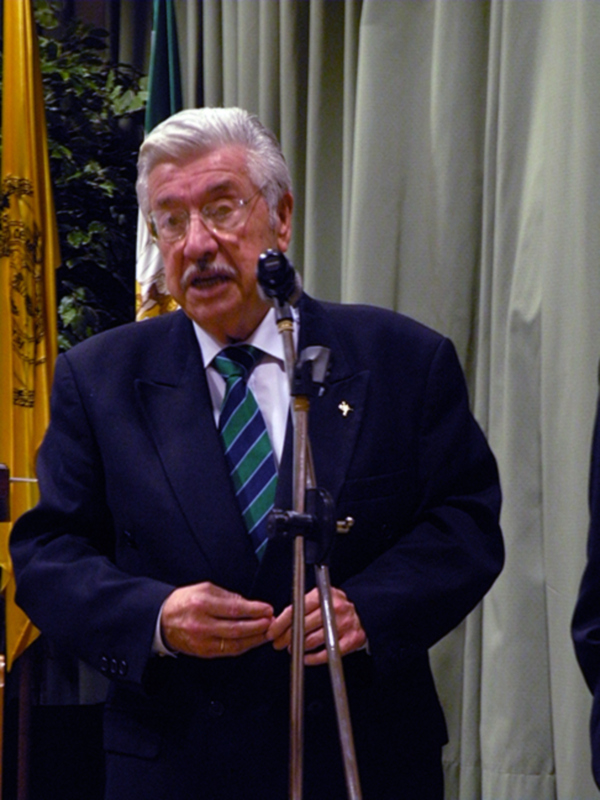 Sevilla.   D. Vicente Flores Luque, Clausurará, este año, la Cátedra Taurina de "Temas Sevillanos"
