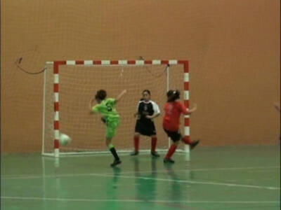Deportes destina ayudas al fútbol sala femenino y al fisioculturista Israel López para participar campeonatos de Andalucía.(Chipiona)