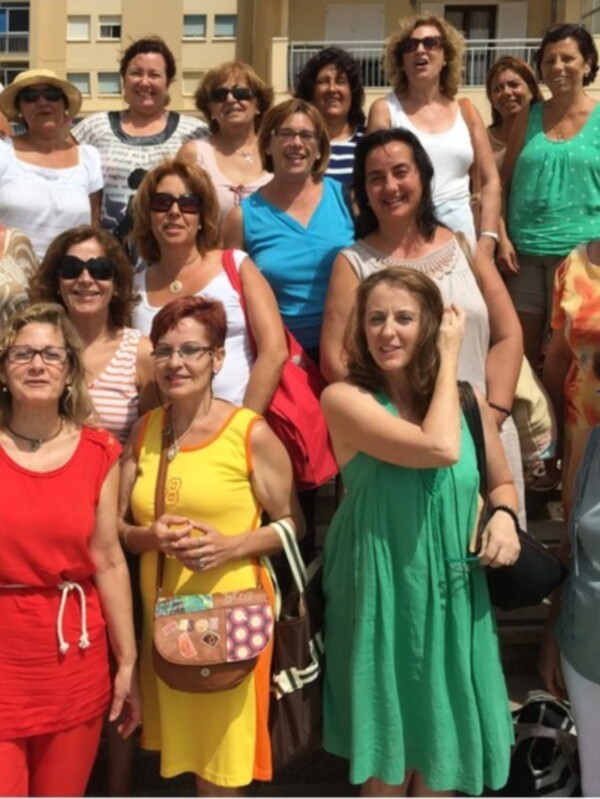 La asociación de mujeres "Maxilúa" visita Chipiona celebrando su 15 aniversario