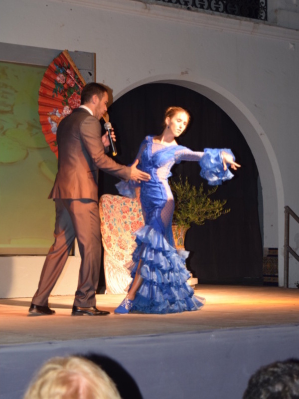 Sevilla. AIRE DE COPLA EN EL VERANILLO DEL ALAMILLO