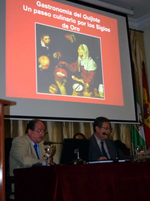 Sevilla. José Miguel Valderrama Esparza disertó sobre ?Gastronomía del Quijote, un paseo culinario por los siglos de oro? en el Ateneo sevillano.