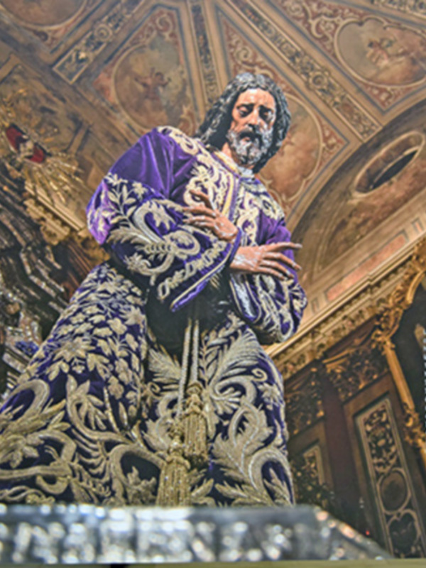 Sevilla. Clausurado la exposición de las obras  sevillanas de Martínez Montañez en la fotografía de Fran Silva.
