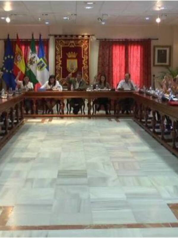 El Pleno acuerda pedir la incorporación de Chipiona al Plan de Activación Profesional de la Diputación 