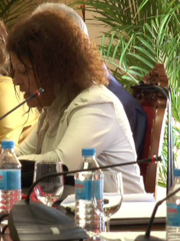 La concejal y portavoz socialista Mónica Beatriz Vázquez Caro  renuncia a su acta de concejal(Chipiona)