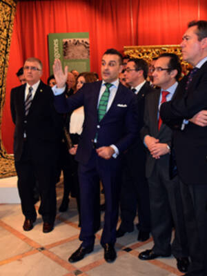 Inauguración de la Exposición ?Un sueño de Forja y Cerámica para la Esperanza? en el Círculo Mercantil de Sevilla.