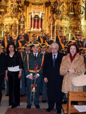 La cuaresma abrió con la saeta del curso de Temas sevillano.