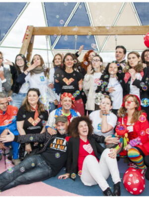 Día Nacional del Niño Hospitalizado , Festival de besos y globos en más de 163 hospitales de toda España
