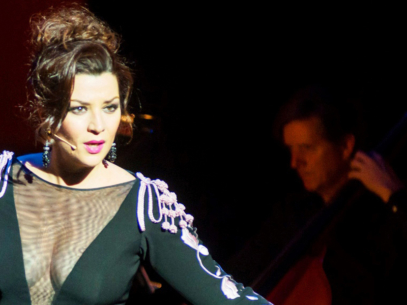 Primer dia venta de entradas ERIKA LEIVA presenta en el Teatro de la Maestranza de Sevilla, el próximo día 6 de Septiembre, el espectáculo     “SEVILLA SIENTE A ROCIO”  Homenaje a la más Grande