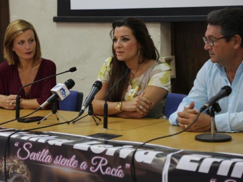Erika Leiva presenta en Chipiona el estreno de su espectáculo homenaje a Rocío Jurado