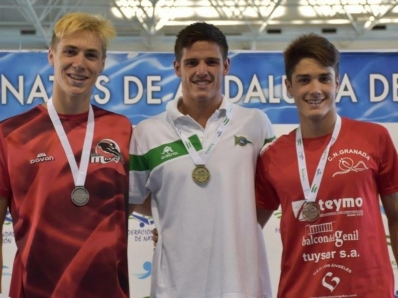 Doble recompensa para el Náutico Sevilla en el Campeonato de Andalucía absoluto de verano de natación