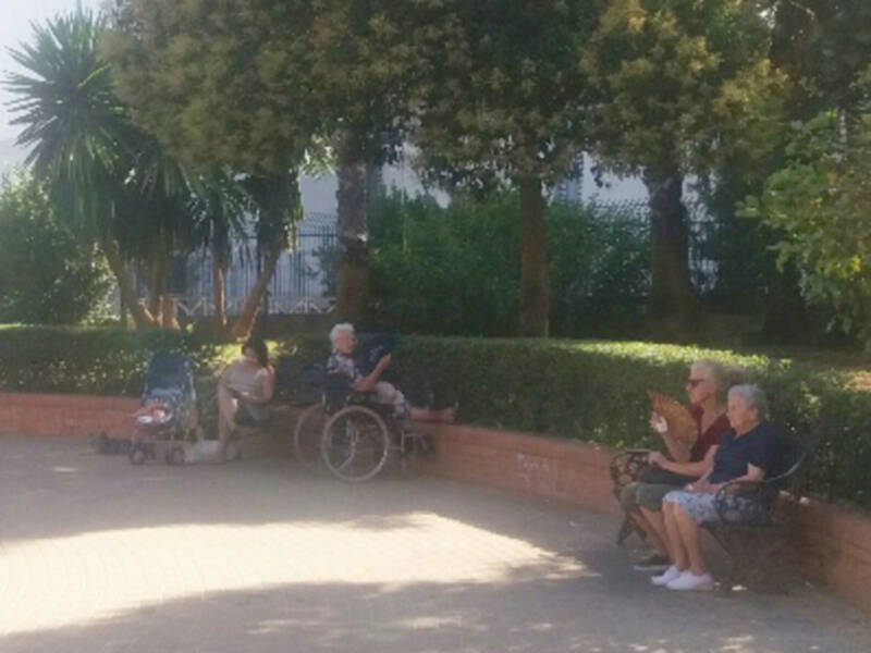 Fallece el anciano de 90 años que iba a ser desahuciado en Los Remedios (Sevilla); su esposa Elvira continúa en una situación de vulnerabilidad