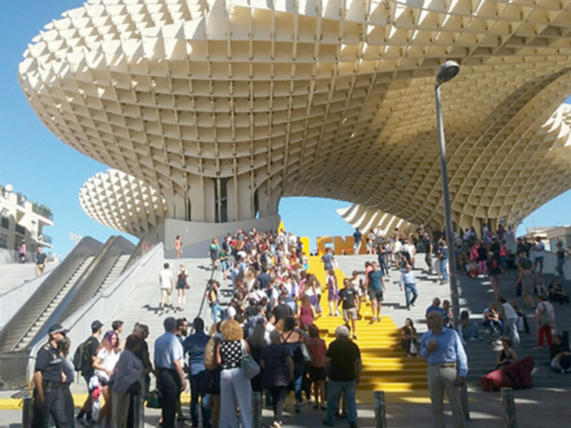 Las Setas de la Encarnación espacio cultural de encuentro.