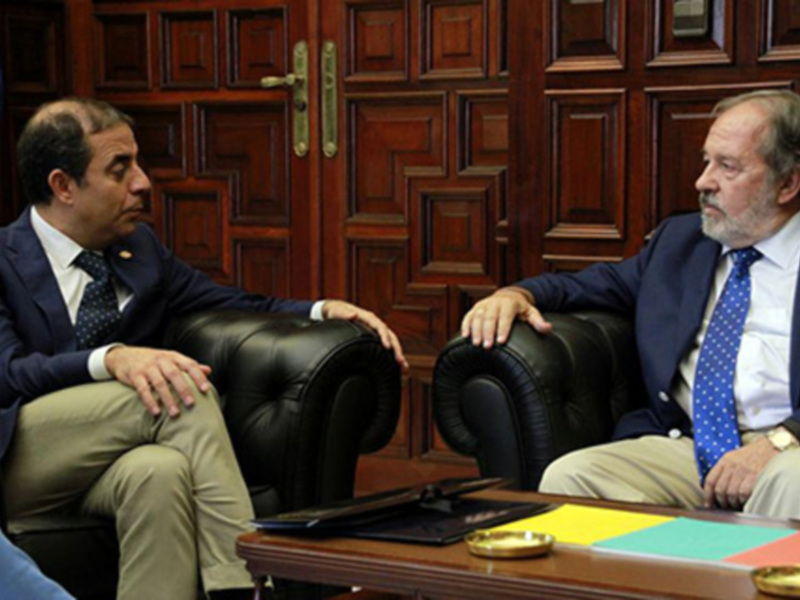 La Universidad de Sevilla e IHP firman convenio marco para investigación, prácticas, cooperación y prestación de servicios