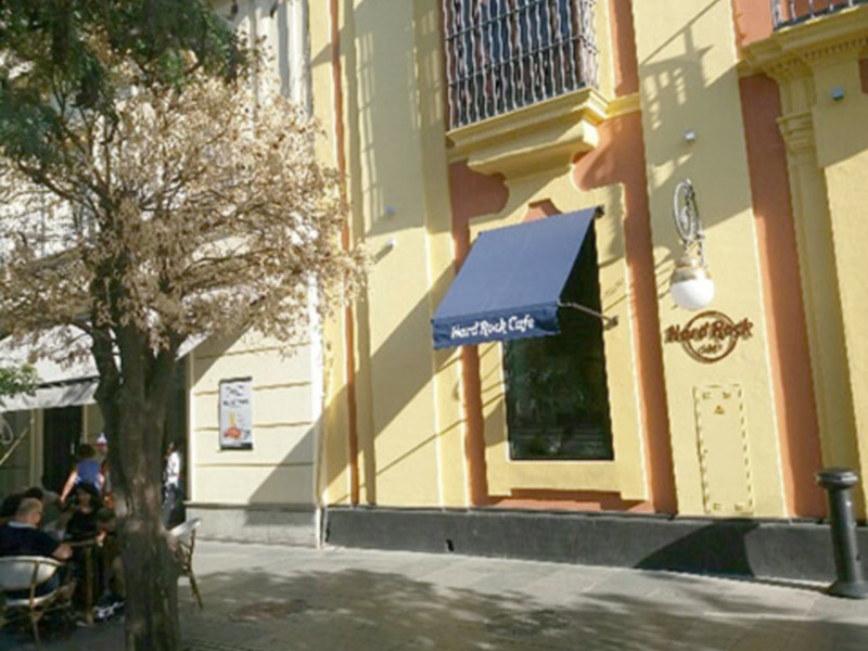 20 de Octubre inaguración del Hard Rock Café de Sevilla.