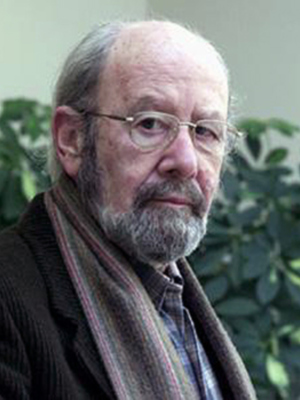 El Centro de Adultos y Radio Chipiona se unen para conmemorar el noventa aniversario de Caballero Bonald