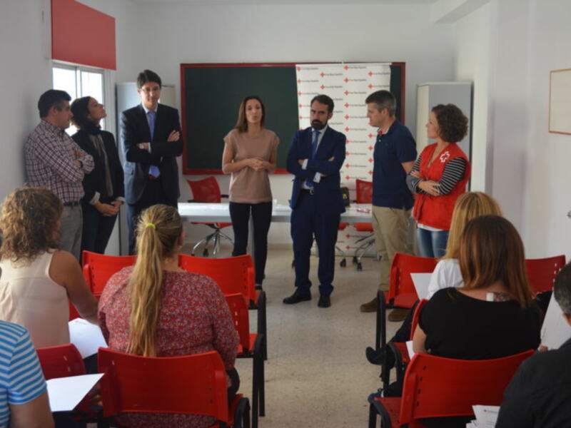 El Plan de Empleo de Cruz Roja Española ayuda a 24 personas a mejorar su acceso al mercado laboral en Chipiona