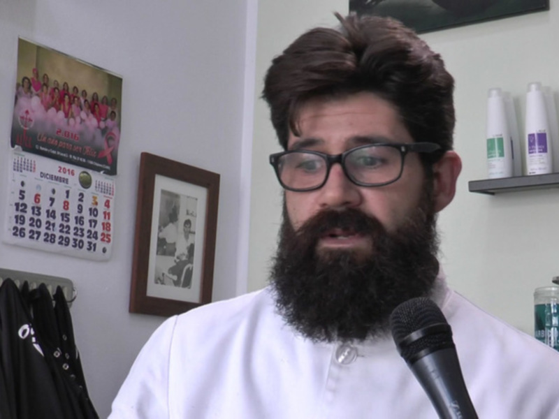 El próximo domingo podrán realizarse un corte de pelo a cambio de la entrega de un juguete.