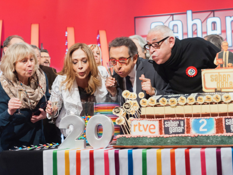 7 de febrero, fecha del aniversario, y por primera vez en su historia, ‘Saber y ganar’ emitirá parte de su programa en directo con sus tres concursant