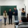 Trabajadores de chiringuitos aprenden inglés básico para hostelería gracias a un curso de la asociación de chiringuitos