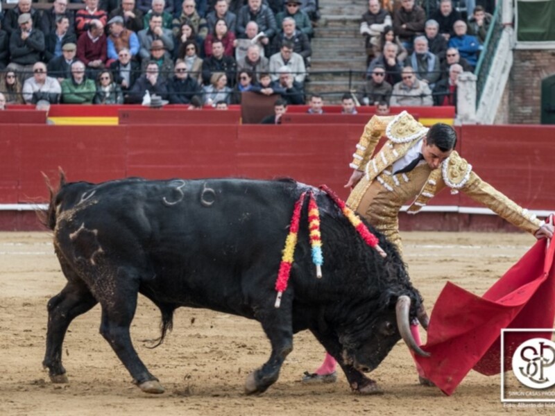 Oreja de peso a la torería y pureza de Ureña