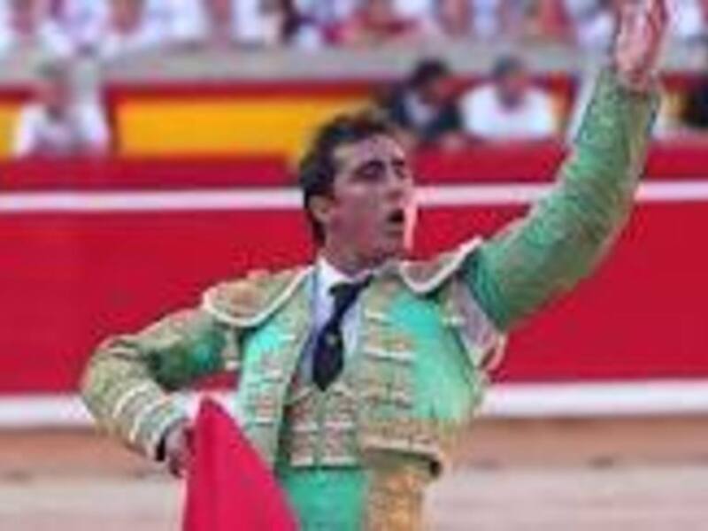 El Fandi sustituye a Roca Rey en el festival de mañana